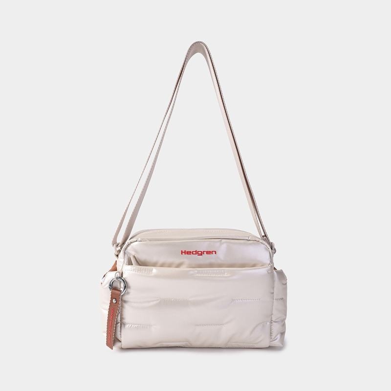 Beige Women's Hedgren Cozy Shoulder Bags | OGP8063GV