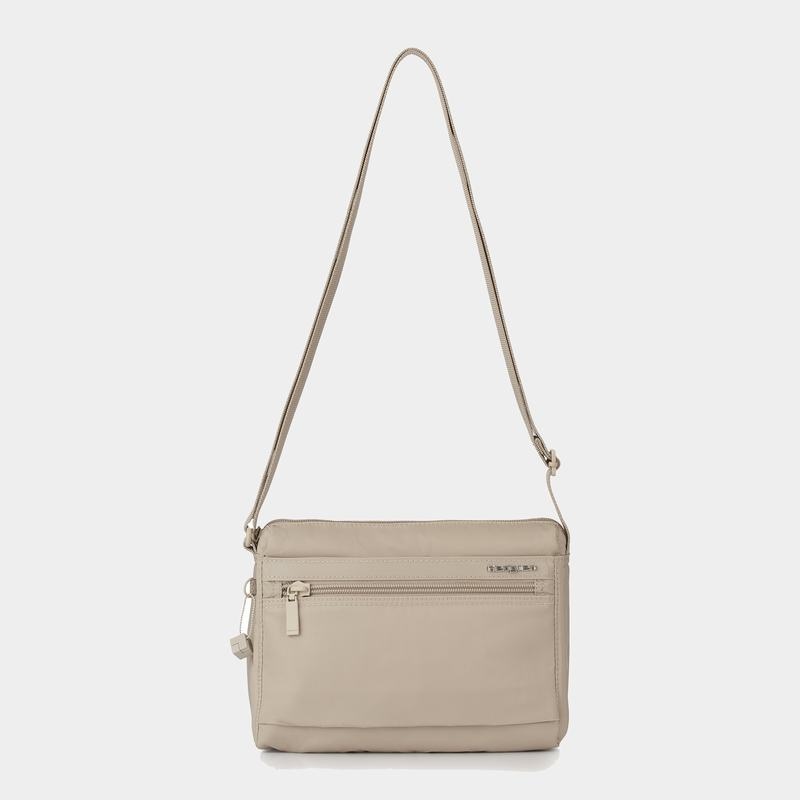 Beige Women's Hedgren Eye Shoulder Bags | KOH1519RQ