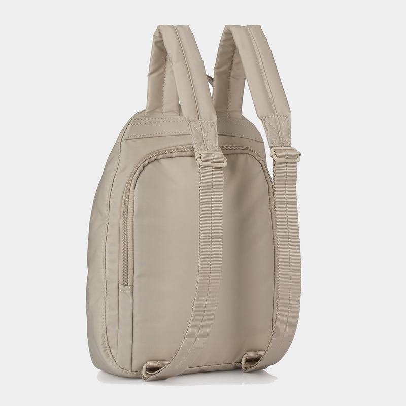 Beige Women's Hedgren Vogue Backpacks | UGM1744ME