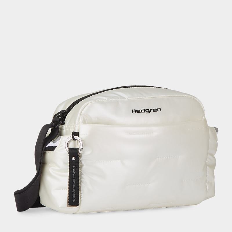 White Women's Hedgren Cozy Shoulder Bags | UGO6062DY